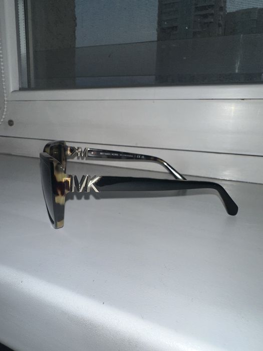 Очки Michael Kors женские