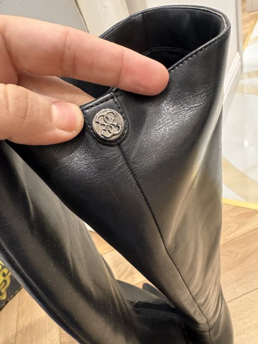 Продам сапоги guess