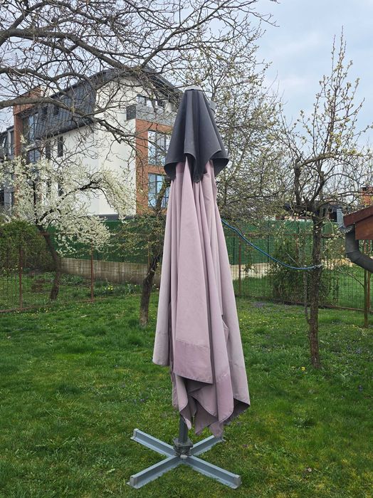 umbrela mare de terasa si gradina