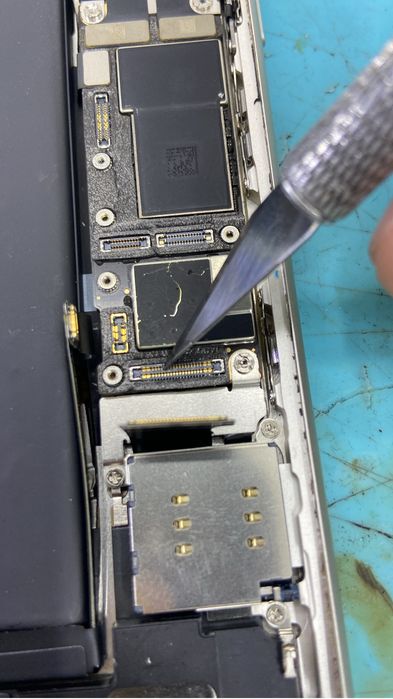 Ремонт телефонов ноудбуки и плпншетов