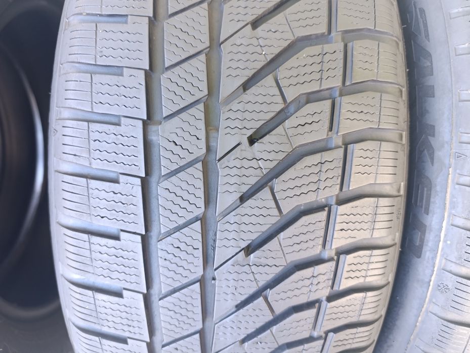 Anvelope de iarnă 235 40 19 Falken dot 2022