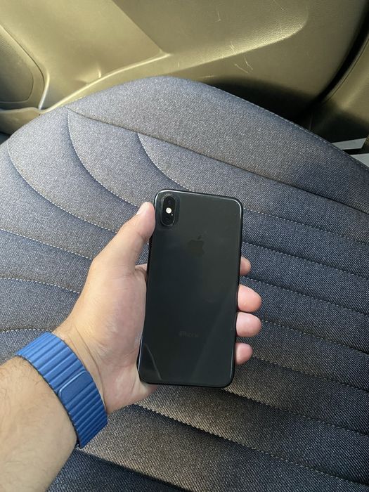 Iphone xs ayfon xs 64gb qora sotiladi tel ideal aybi yo face ishlidi