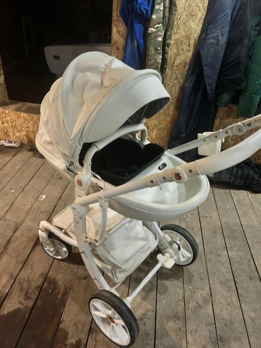 Продам детскую каляску и люльку