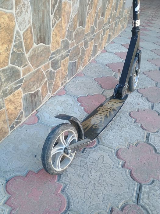 Trotinetă pentru copii