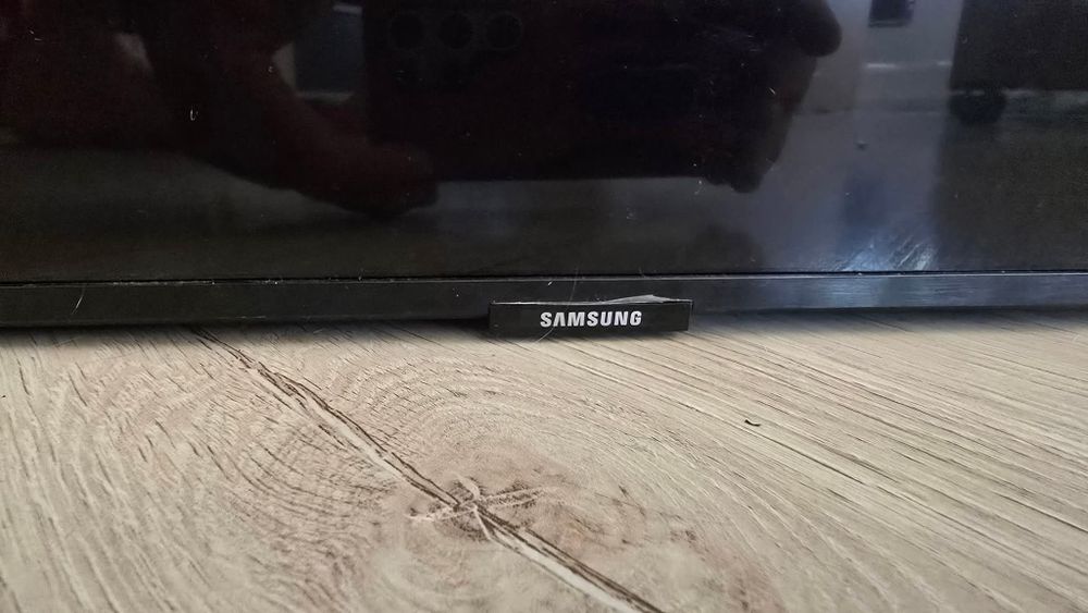 Телевизор 55 инча Samsung
