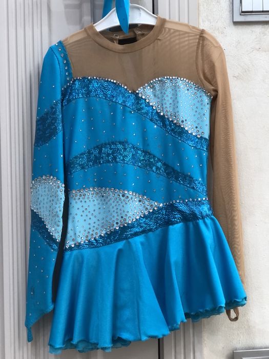 Платье для фигурного катания