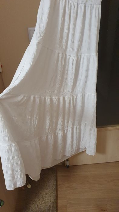 Нова бяла, дълга, лятна рокля - M/L