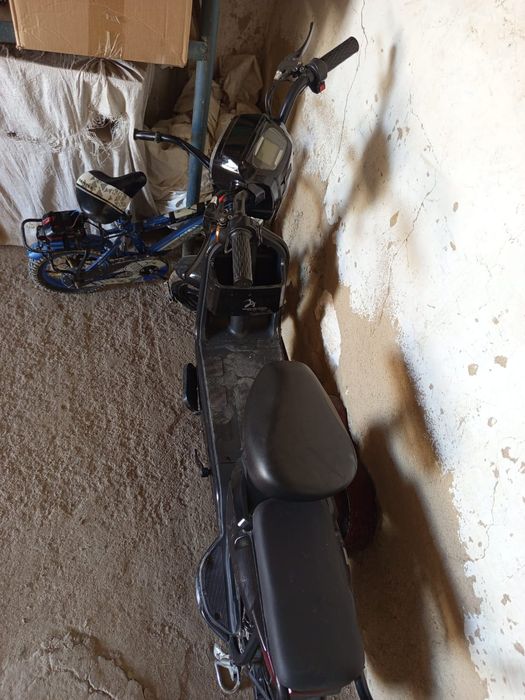 Электро скутер аманат х5