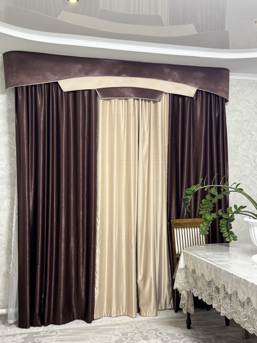 Продам шторы-2шт