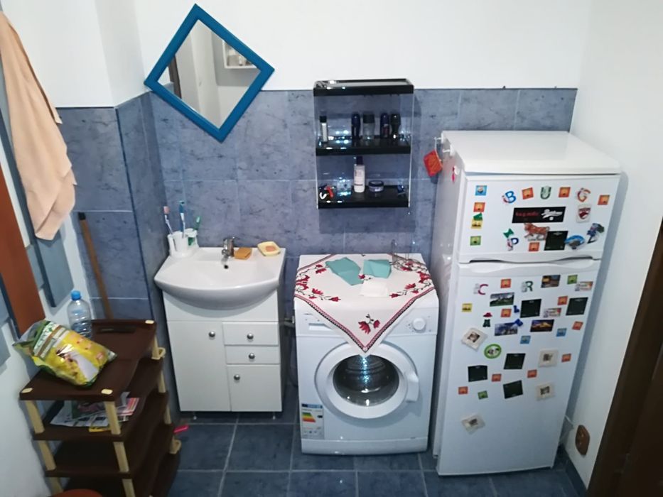 Vând cameră de cămin / Garsonieră