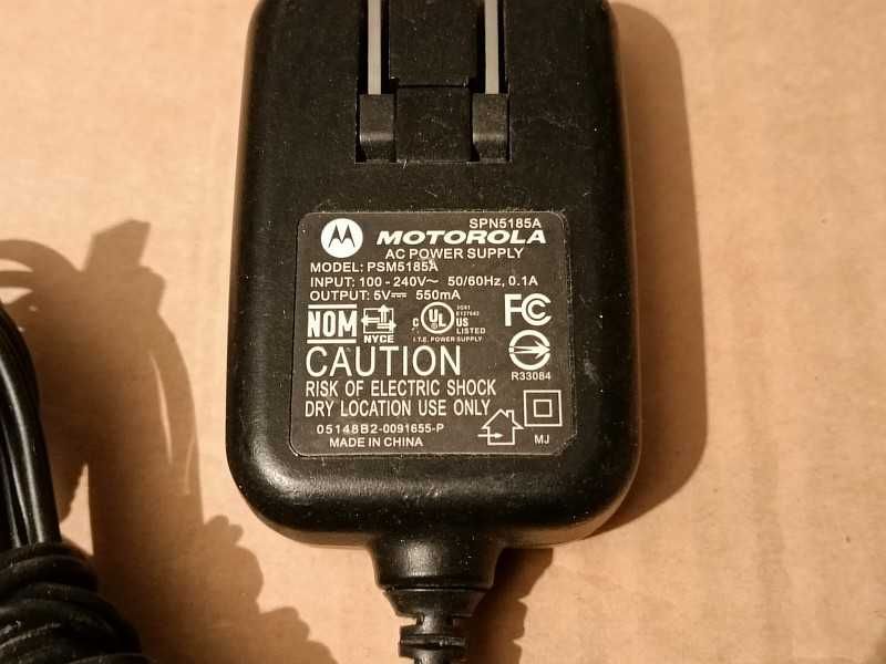 Зарядное устройство "Motorola" (PSM5185A).