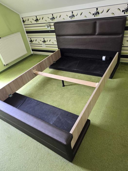 Vand pat 220cm x 153cm