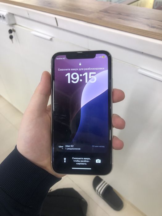 Айфон 11 на 64гб
