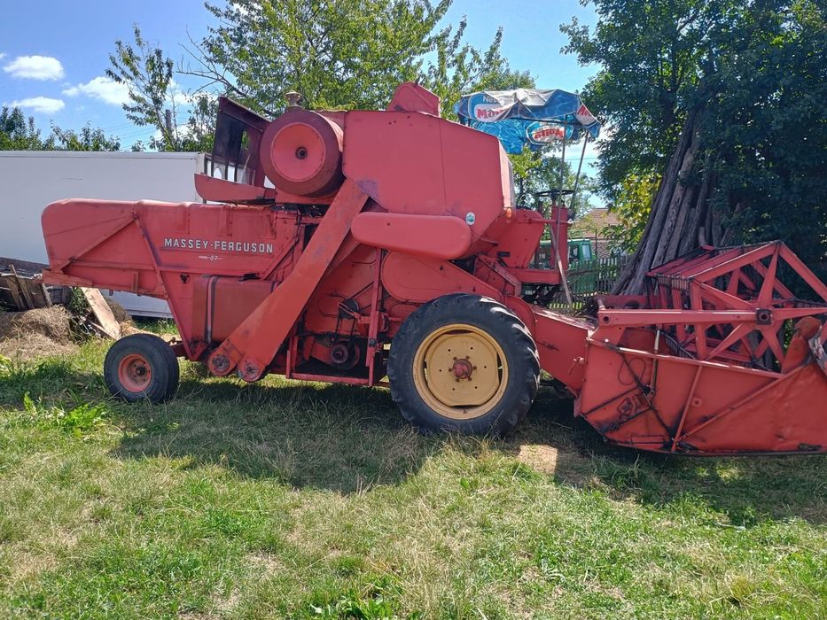 Combină agricolă Massey Ferguson 87