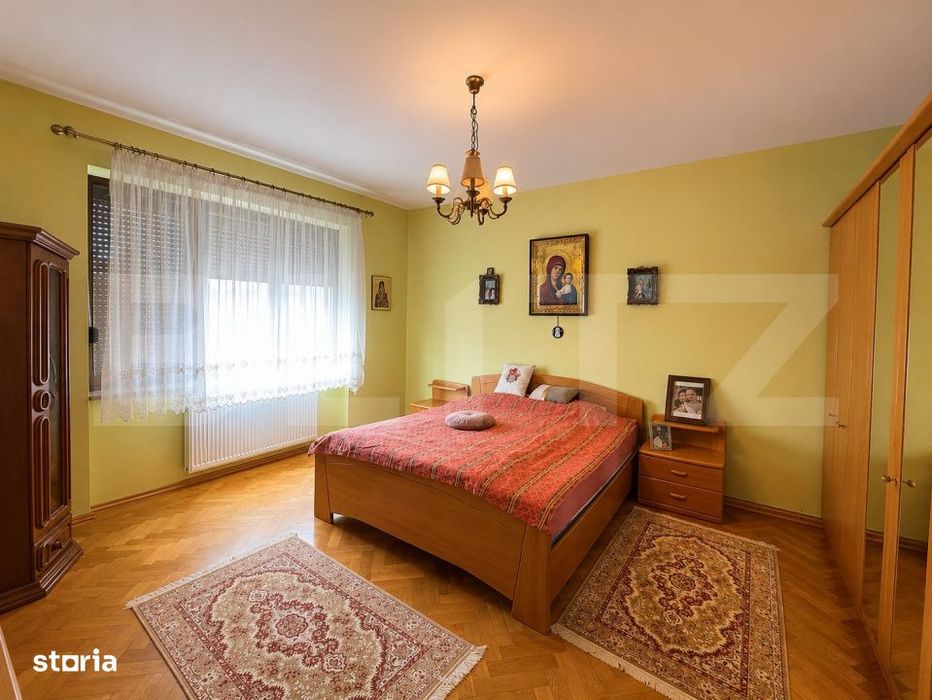 Casa complet renovata, terasa spectaculoasa, zona linistita Deva, str