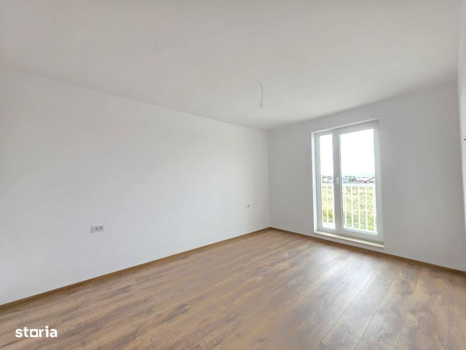 Apartament cu 3 camere 67mp, parcare, Sanpetru — fotografia 3