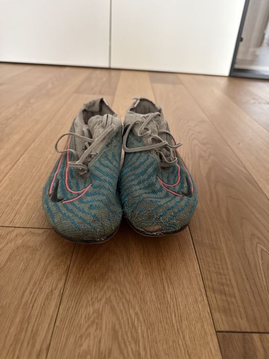 бутсы найк PHANTOM