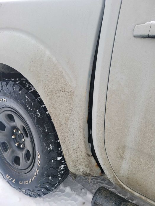 Vand Nissan Navara 2.5 D40