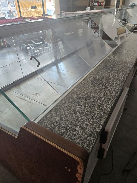 Vitrine frigorifice, frigidere