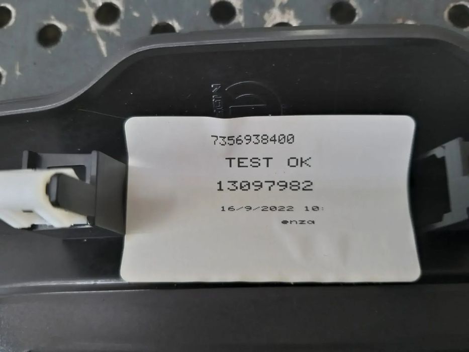 Rama ecran navigatie bord jeep renegade 735692177