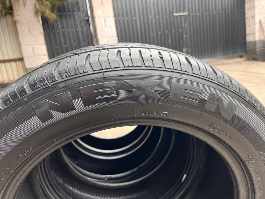 Цена за комплект.