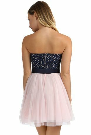 Платье коктейльное