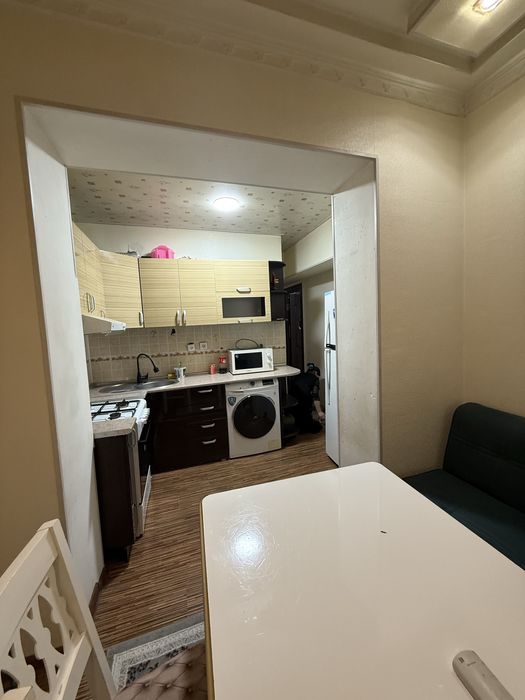 Лабзак 2- Комнатная Квартира В Аренду