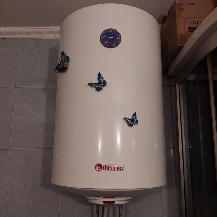 Продам бойлер электрический