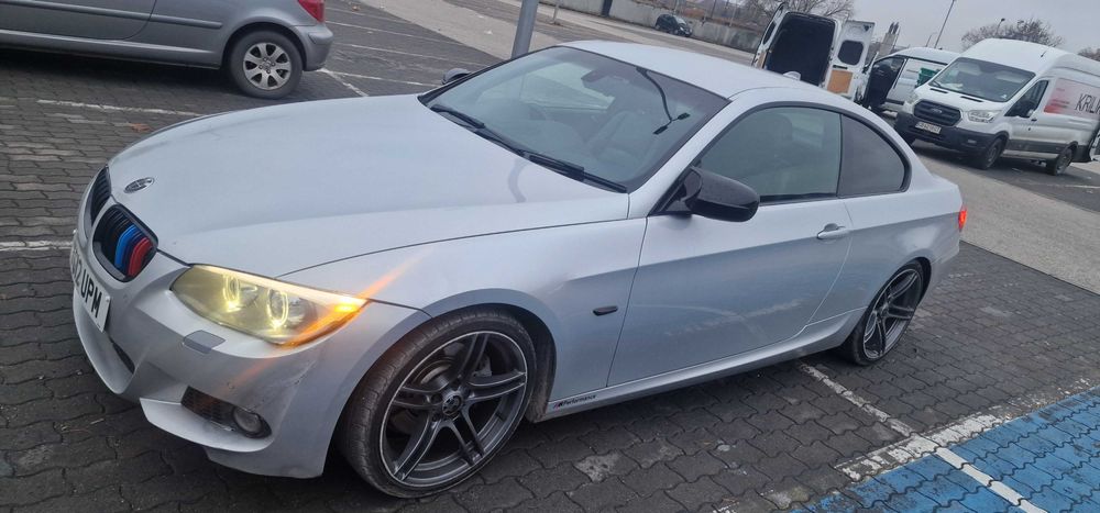 Бмв е92 330д 245 коня