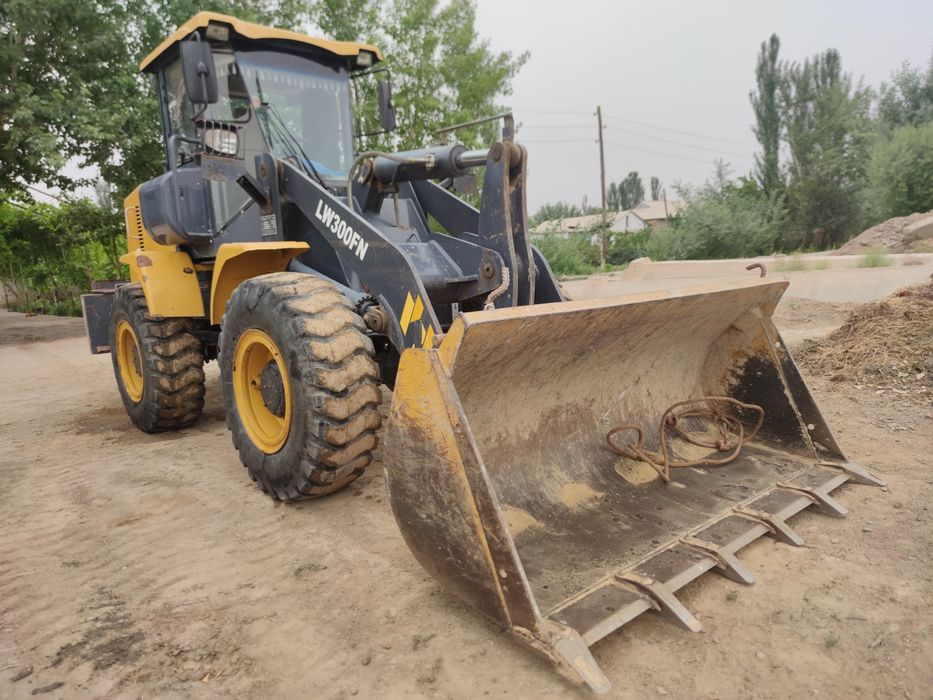 Pagruzchik sotiladi 1.8