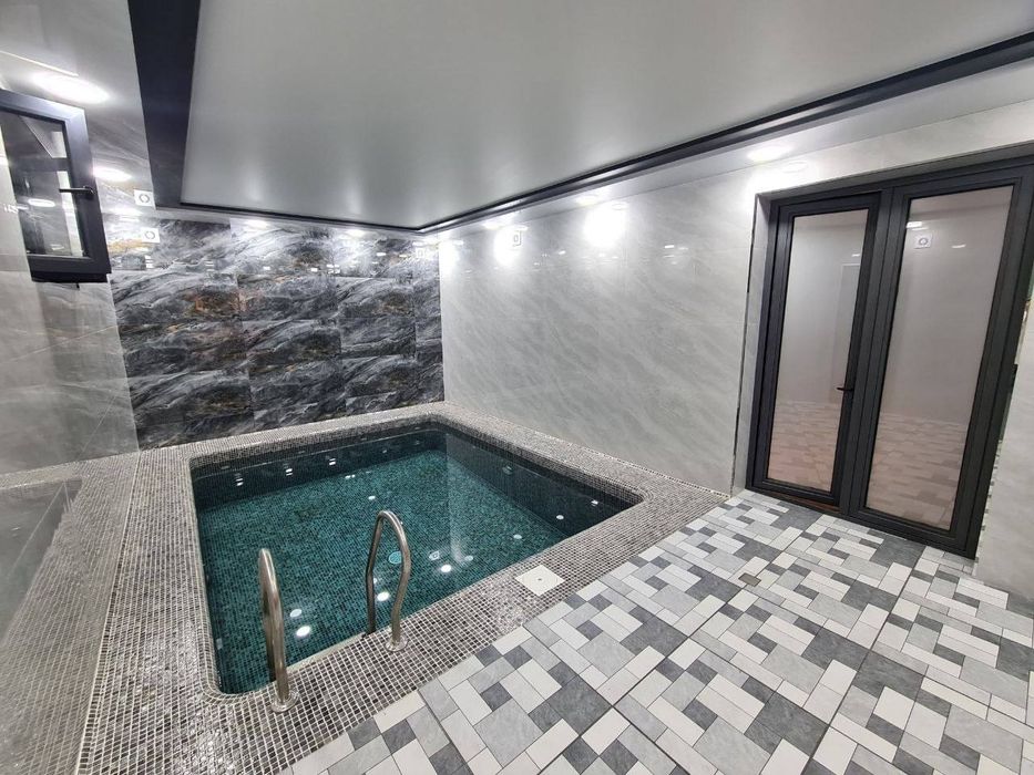 Продам евро дом Мирзо-Улугбекский Циалковская 2,4 соток 4 уровня 360м2