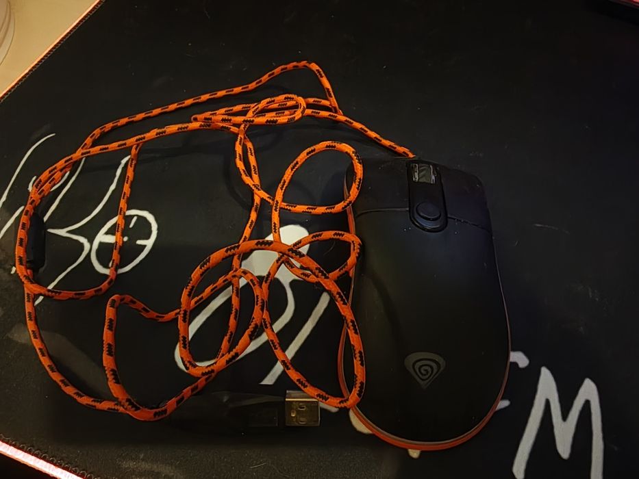 Mouse semi defect cu rgb