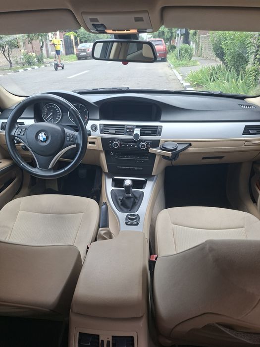 BMW 3 Series 2010 — imagine 2