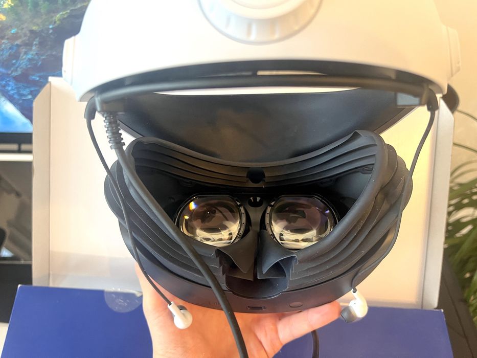 PlayStation VR2 + 2 Controller PlayStation VR2 Sense