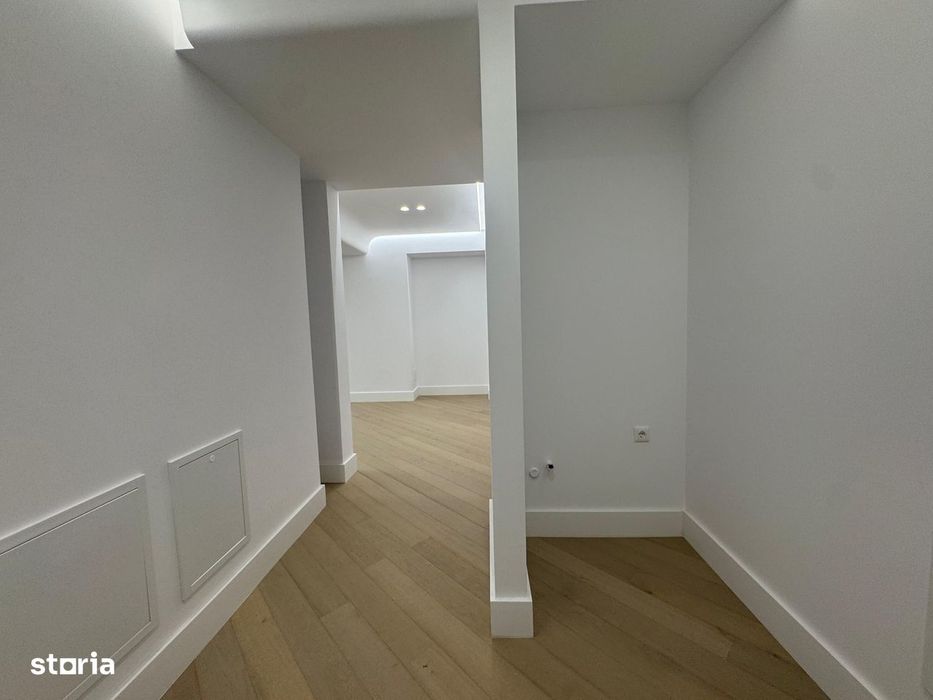 3 Camere || Cortina 126 || Erouiancu Nicolae