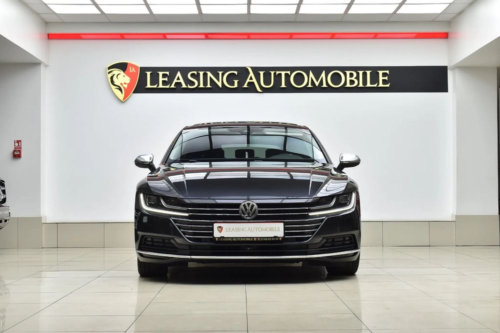 Volkswagen ARTEON BiXenon ACC Lane Assist Panoramic Ceasuri Digitale Alcantara Camere360