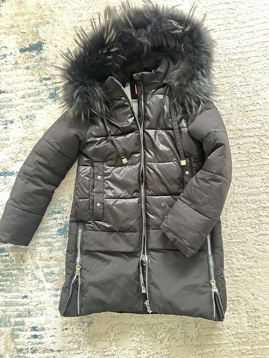 Продам куртку в хорошем состоянии