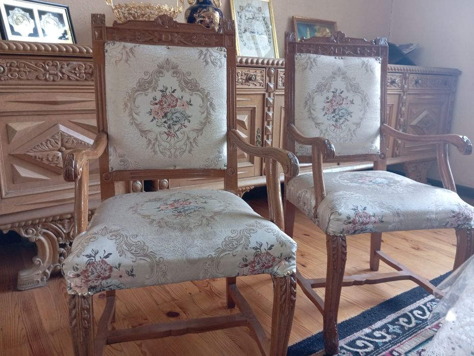 Продам антиквариатни арабский мебель