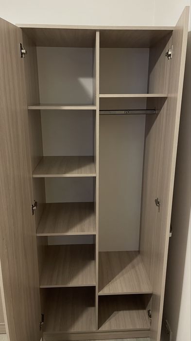 Шкаф за 15.000 тг самовывоз