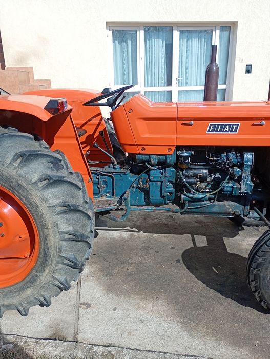 Tractor fiat 550