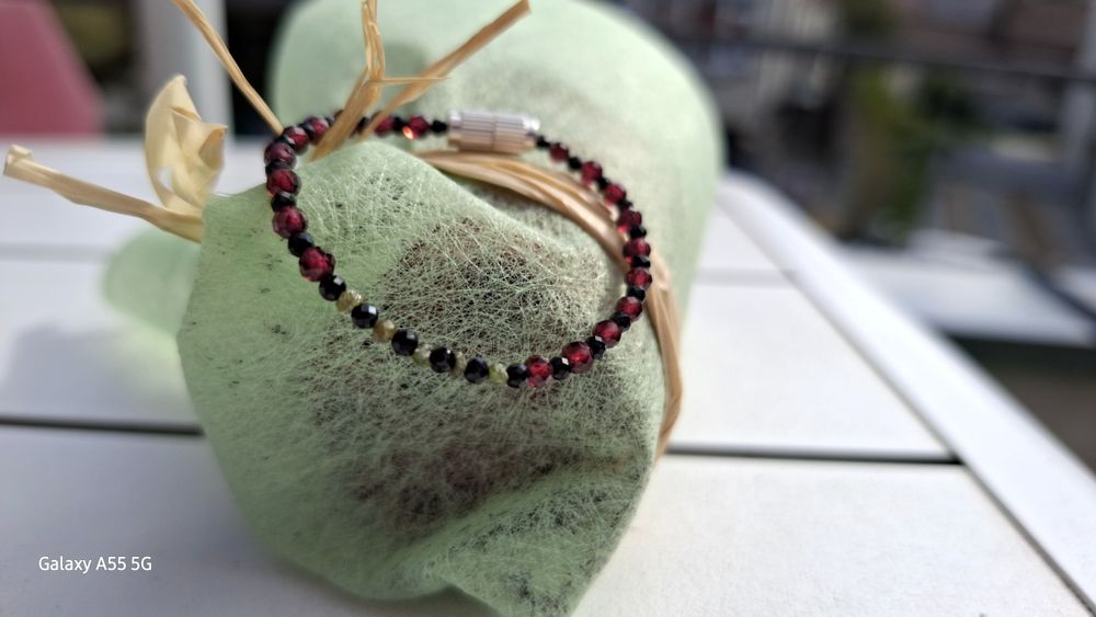 Гривни и колиета от скъпоценни камъни! Рубин,Диамант,Сапфир, Изумруд