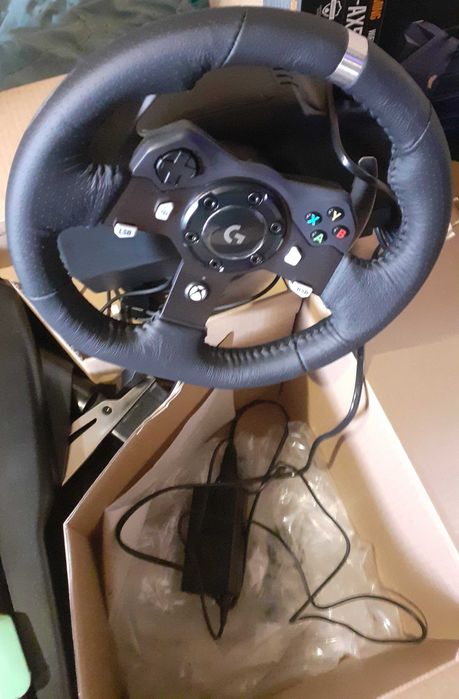 Волан, педали и скоростен лост Logitech