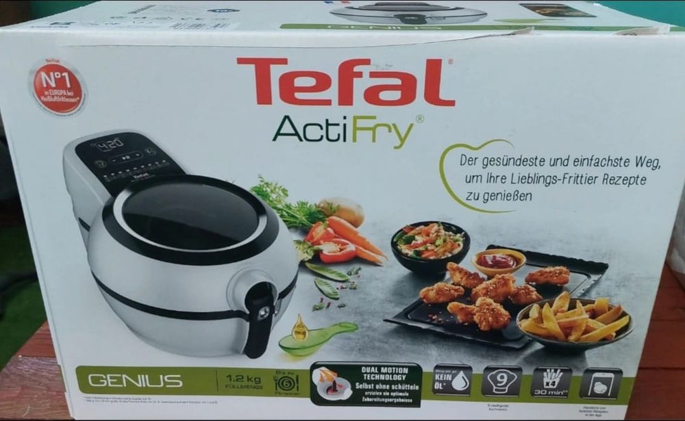 Friteuză cu aer cald Tefal ActiFry Genius FZ760030, 1350 W, 1.2 kg / 4.2L - Nouă / Ca nouă