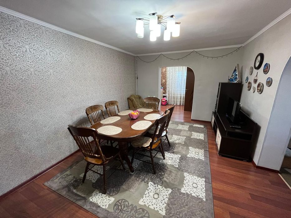 Продам добротный теплый дом