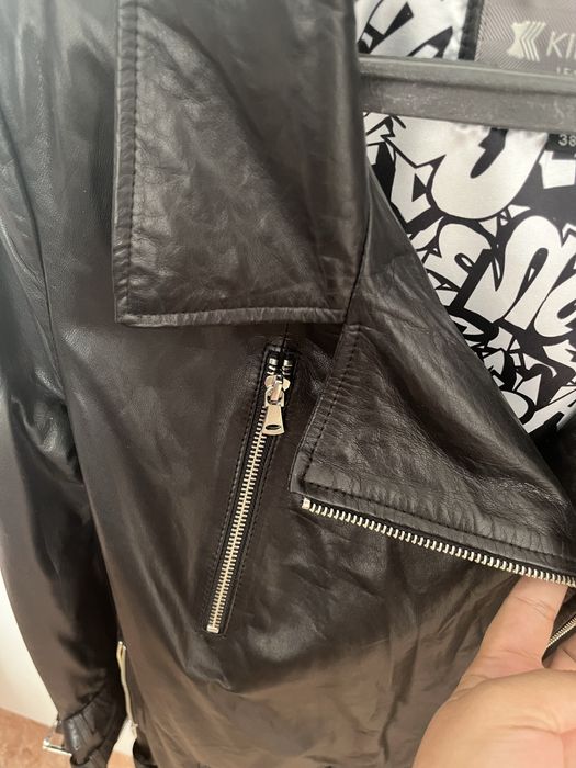 Продам кожаную куртку