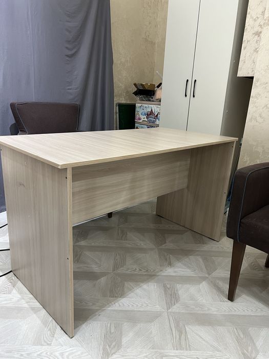 Кресло 2 шт, стол 1 шт