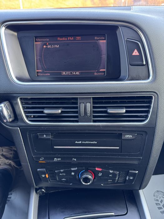 Audi Q5 | 2.0 TDI | Quattro | Euro5 | Garantie | Rate | Parc auto |