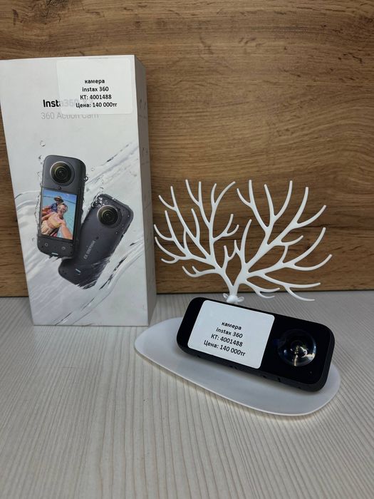 Камера Instax 360