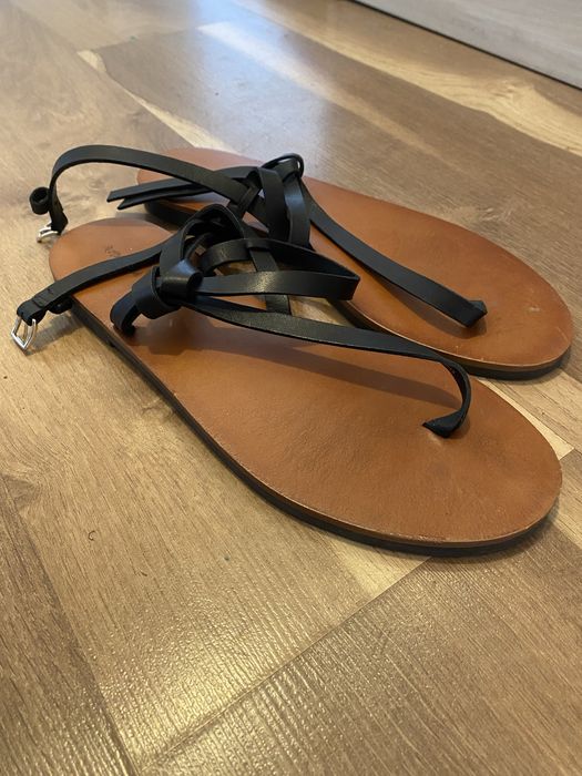 Дамски сандали естествена кожа