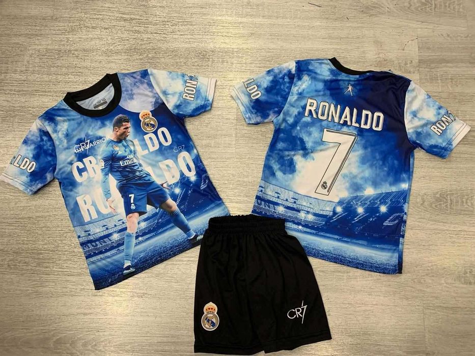 Роналдо 2025 новия детски спортен сет от тениска шорти калци Ал Насър